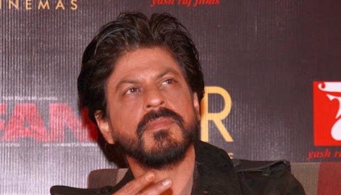 shahrukhkhanbecomesfirstindianactortodeliverspeechattedtalks;charmsaudiencewithinspirationalquoteshumour