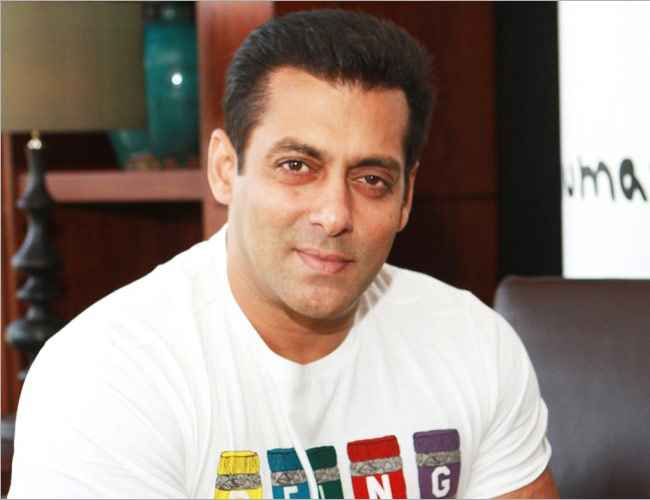 salmankhandonatesrs1lactoamediapersonnelsufferingfrombrainhemorrhage