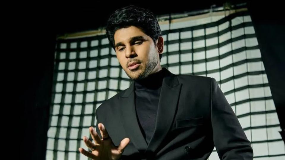 Actor Allu Sirish complains to cops about loud music being played at 2 am