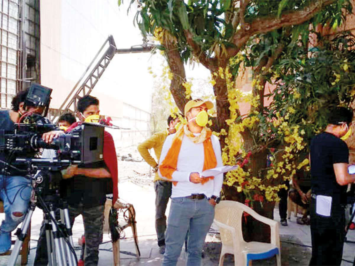 hindidailysoapssettoresumeshootingwhileadherencetotheguidelines