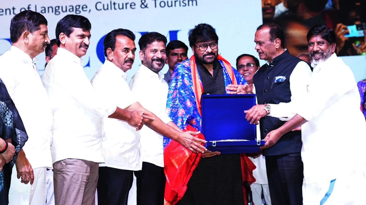 telanganacmrevanthreddyfelicitatemegastarchiranjeeviafterpadmavibhushanaward