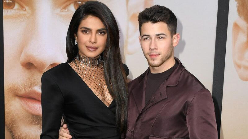 priyankachoprafeelstobeluckiestgirlintheworldaftergettingproposedbynickjonasrecallstheday