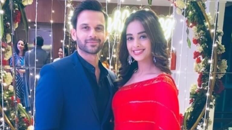 actormugdhachaphekarseparatesfromhusbandravishdesaiafter9years