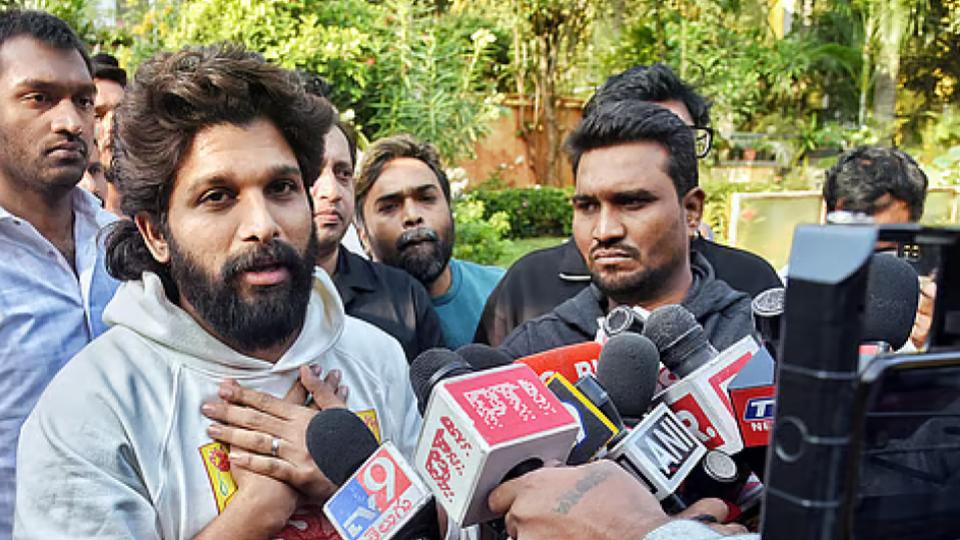 Police file charge sheet against Allu Arjun 