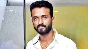 telugufilmproducerkpchowdaryfounddeadingoareportedlybysuicide