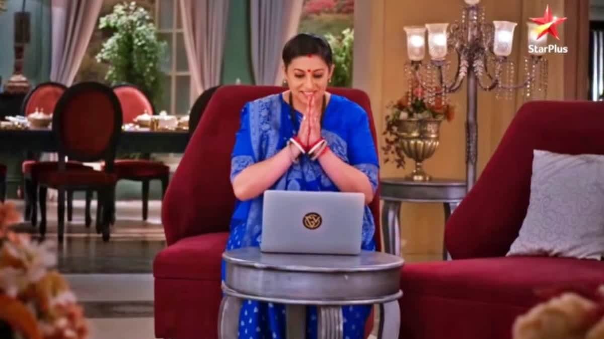 Smriti Irani calls Bill Gates