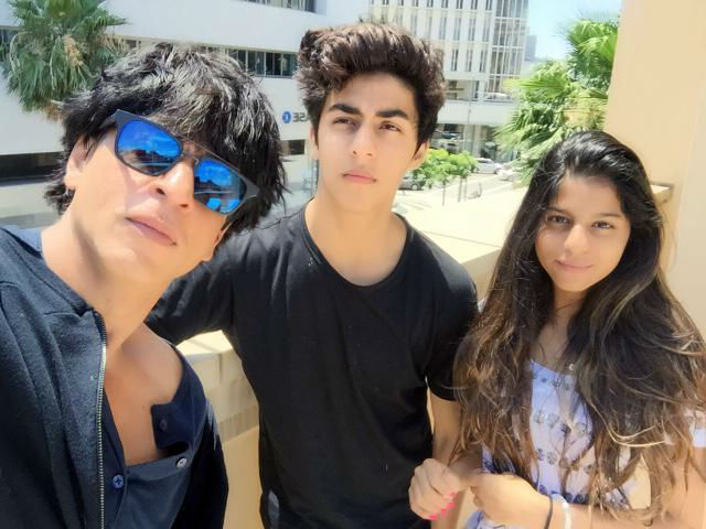 aryansuhanagrowinguptobecool:shahrukhkhan