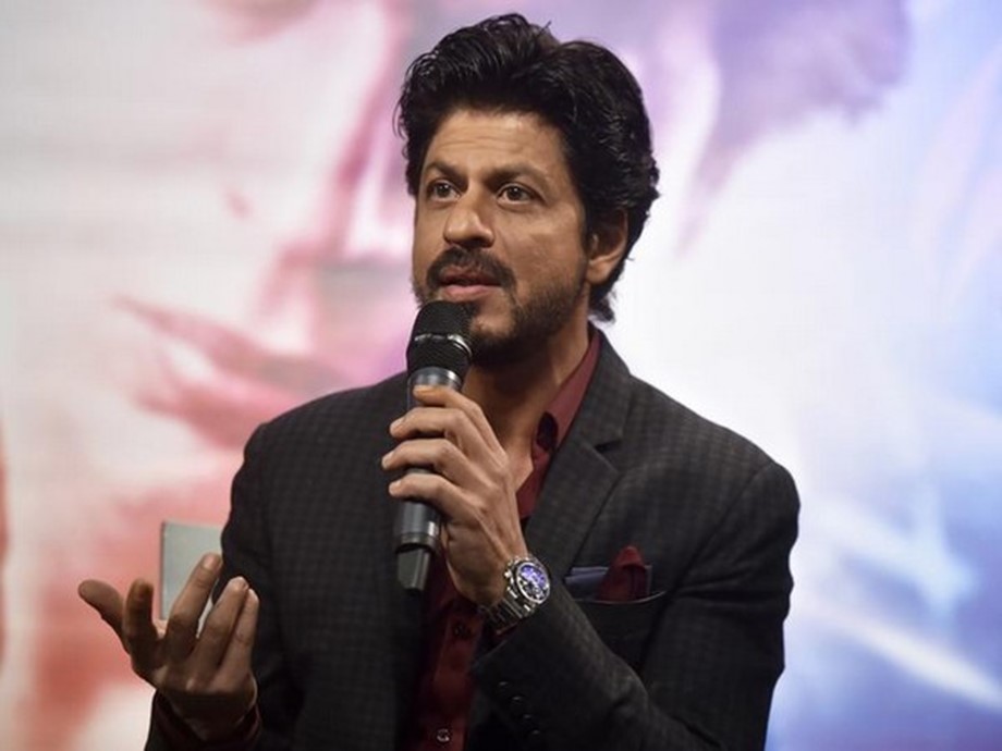 shahrukhtobefelicitatedwithexcellenceincinemaawardbyvictoriangovernment