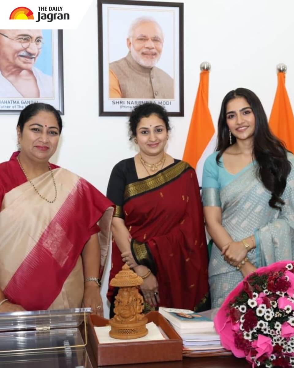 Delhi CM Rekha Gupta praises Kantara, meets Rishab Shetty