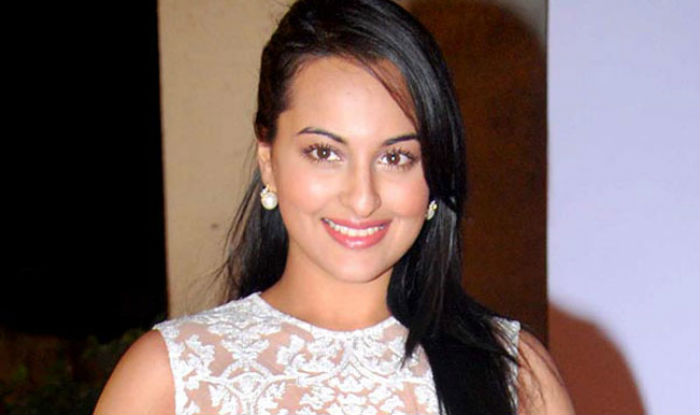 sonakshitostaroppositeakshayinnamasteengland