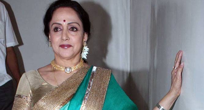 norolesforolderactressesinbollywood:hemamalini