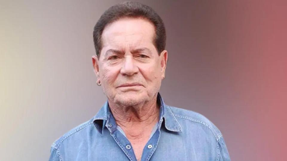 Veteran screenwriter Salim Khan admitted to Mumbai hospital