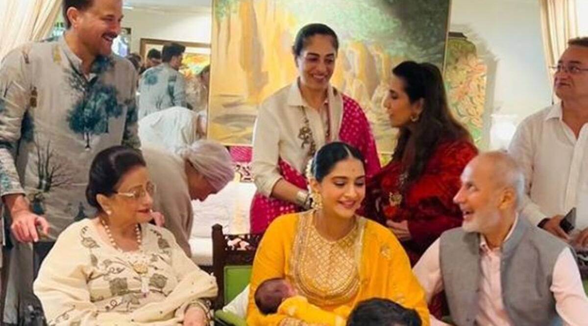 anilkapoorsharesfamilypicfeaturing4generations