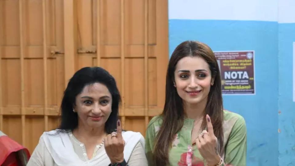 trisha-krishnan-steps-out-to-vote-in-chennai-tamil-nadu-polls