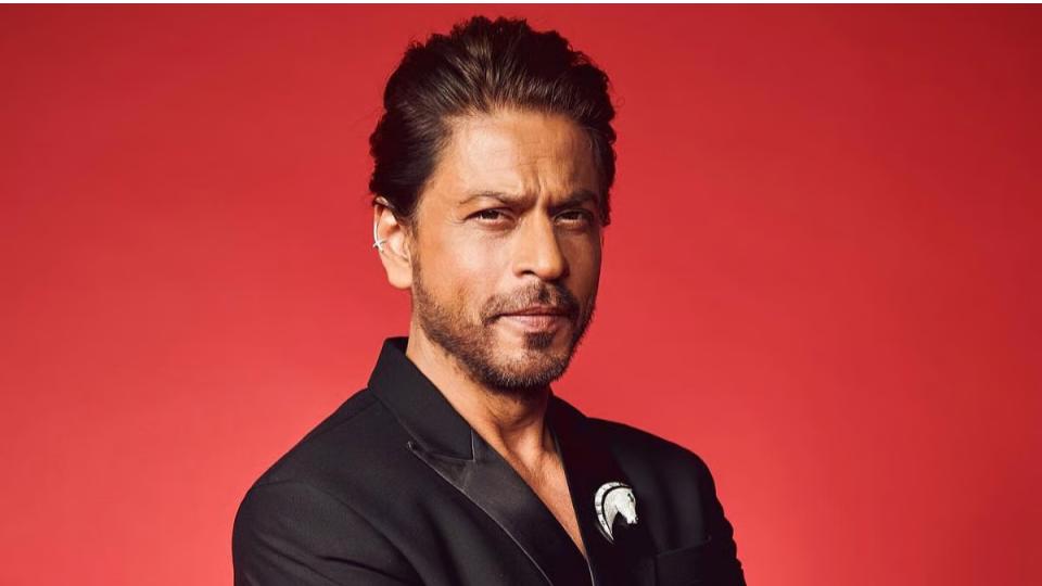 shahrukhkhantrolledforhisdiwaliwishesastaghfirullahandharaam