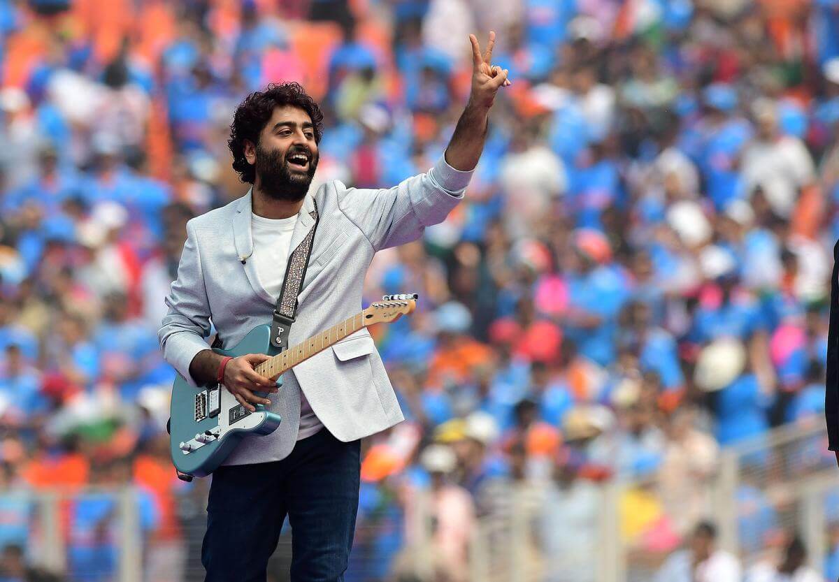 Arijit Singh announces retirement from playback singing