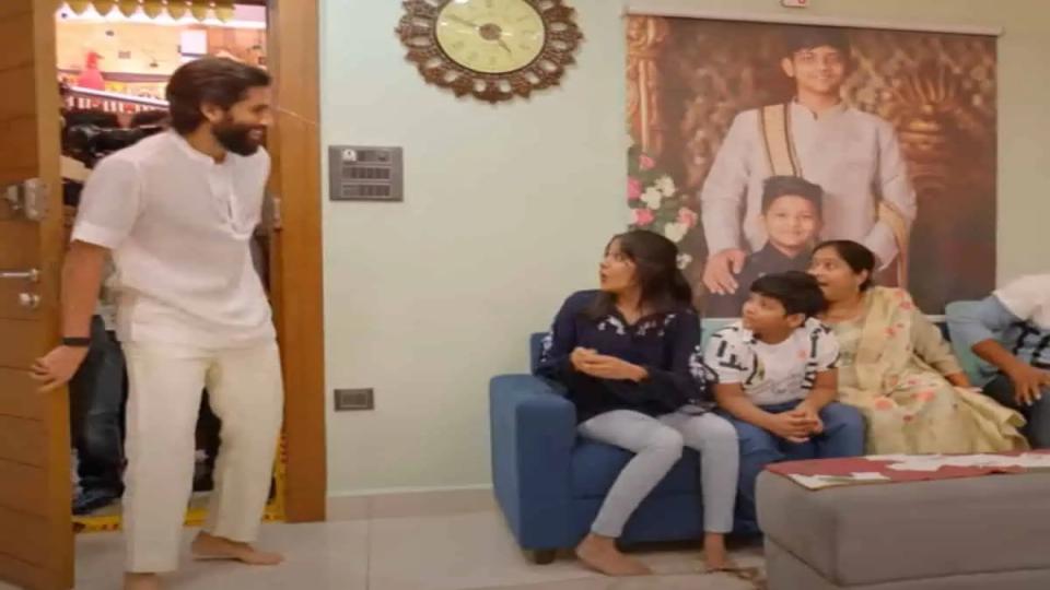 nagachaitanya’ssurprisevisittofan’shomeinhyderabad