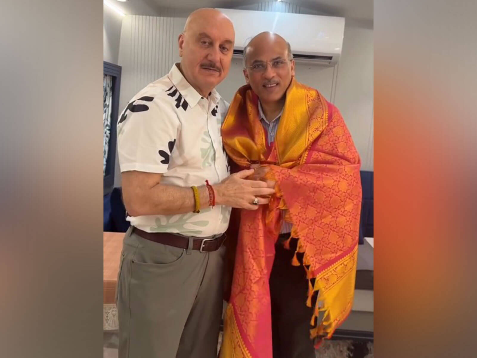 Anupam Kher announces 549th film with Sooraj Barjatya