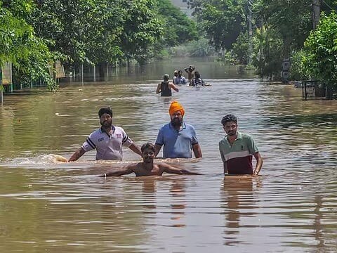 Bollywood celebs extend support to Punjab flood victims
