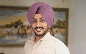 Punjabi singer Rajvir Jawanda dies at 35 after road accident