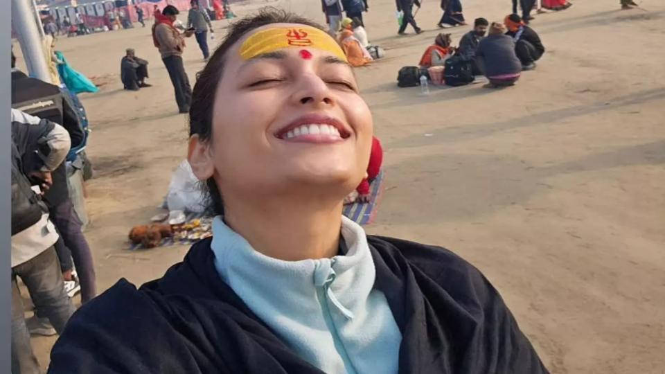 kgfactresssrinidhishettyatmahakumbh