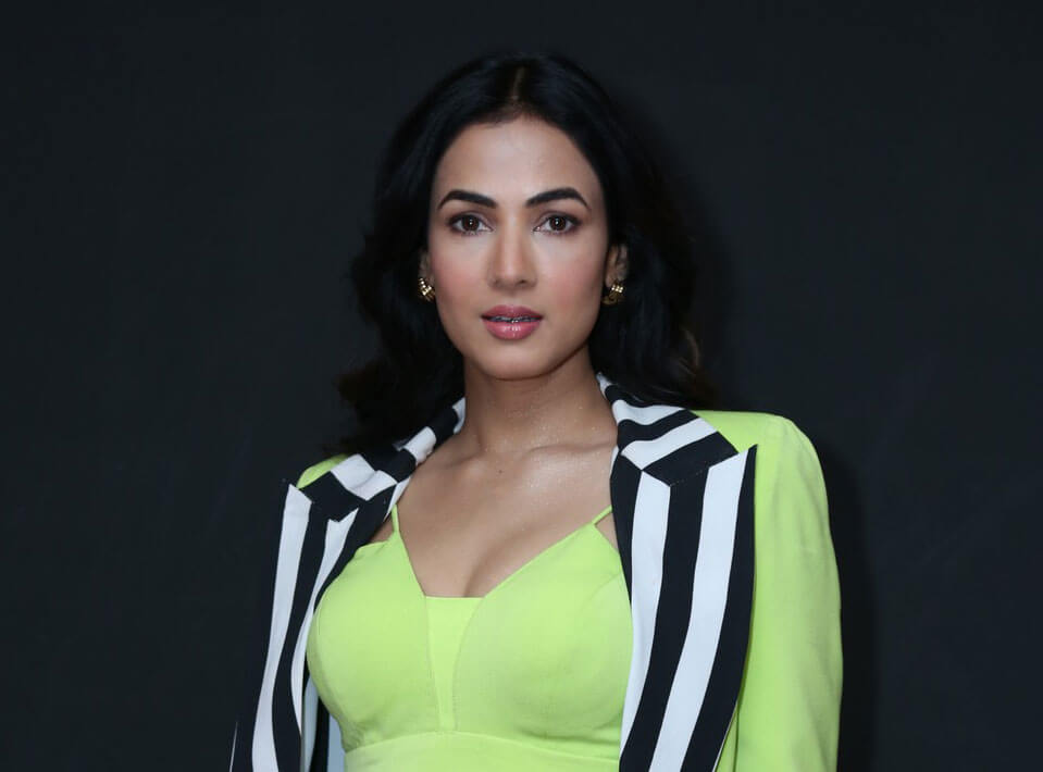 Actor Sonal Chauhan appeals to PM Modi after being stranded in Dubai