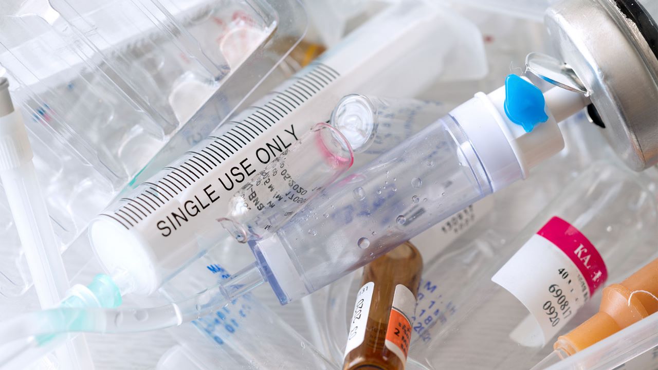 Govt raps corporate hospitals for reusing single-use devices, billing patients