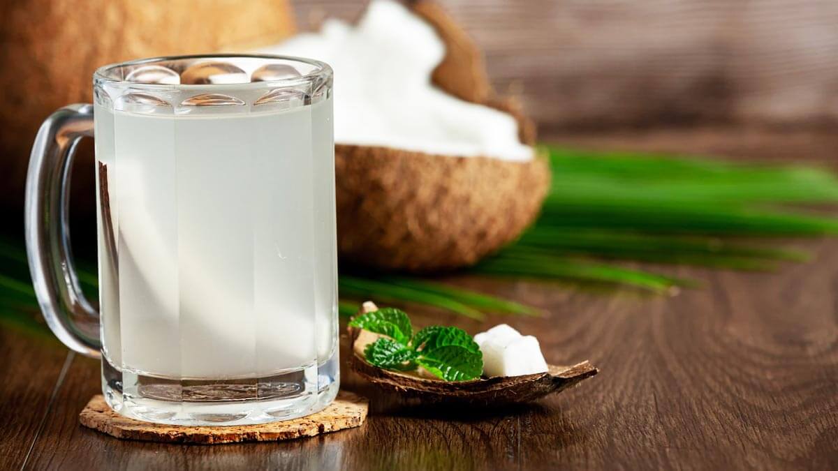 benefitsofdrinkingcoconutwateronemptystomach