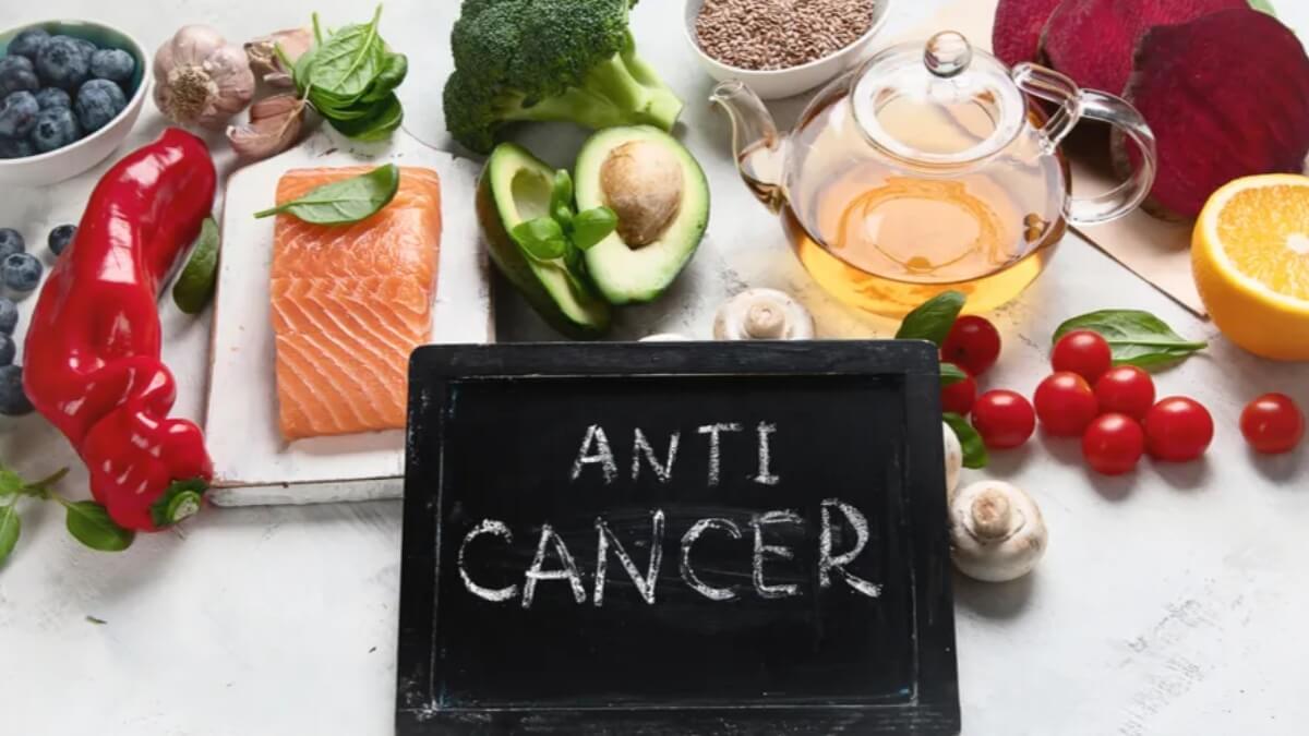 Harvard doctor shares food items to prevent cancer