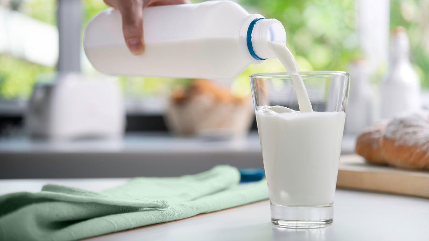 studyfindsdrinkingaglassofmilkdailycanhelpreduceriskofcolorectalcancer