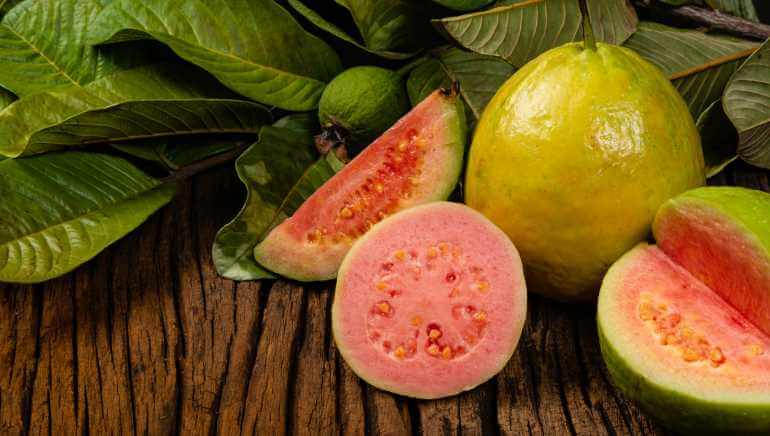 know7amazinghealthbenefitsofsuperfoodguava