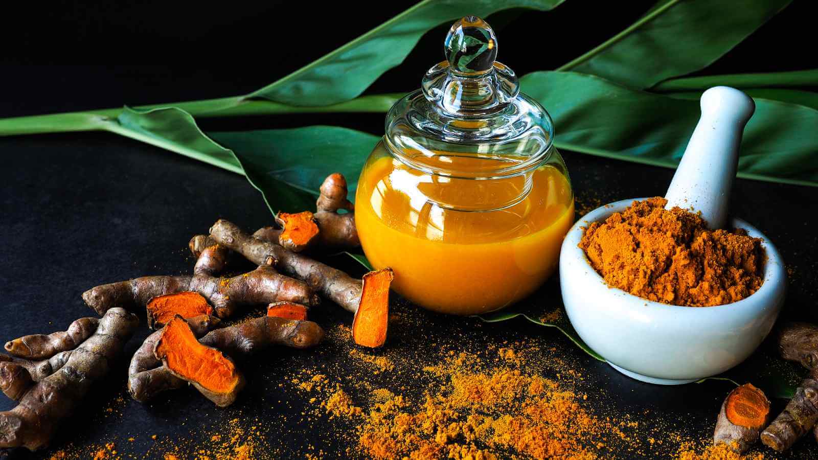 knowthehealthbenefitsofdrinkingturmericwateronanemptystomach