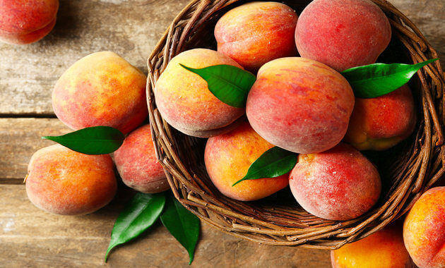Know THESE 5 benefits of Superfood Peaches