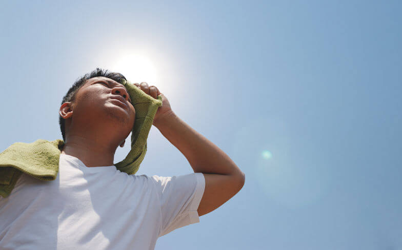 Know the causes, symptoms and prevention tips of heat stroke