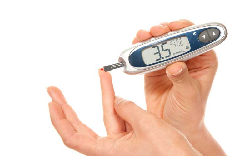 monitoringbloodglucoseimperativeformanagingdiabetesduringramadan