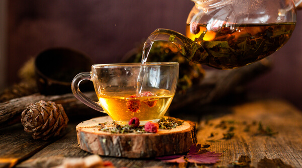 Drinking dark tea may help control blood sugar, finds study