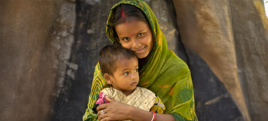India sees big drop in maternal and child deaths: Report