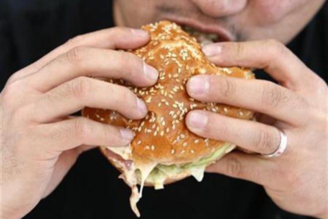eatingjunkfoodasharmfultokidneyasdiabetes:study