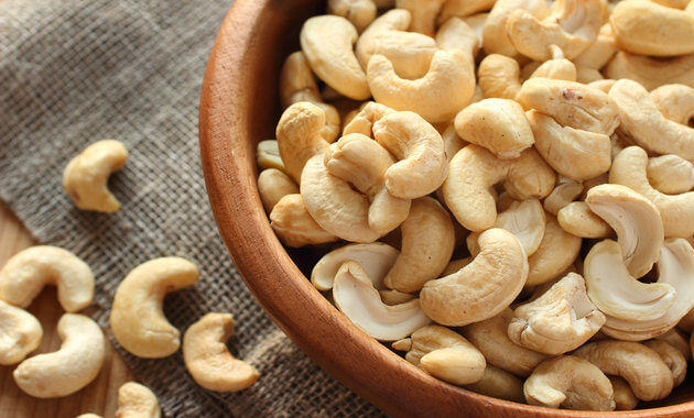 Know THESE 5 benefits of Cashews