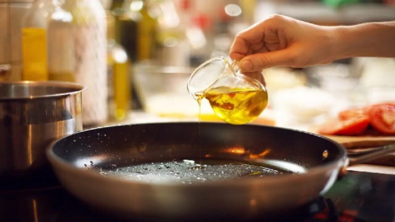 Avoid cooking oils with carcinogenic contaminants: Study