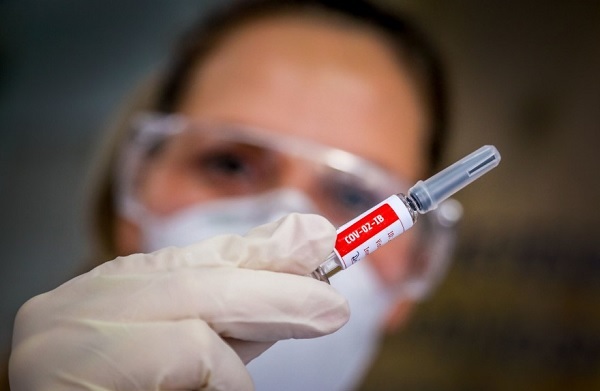 russiaannouncesworldsfirstcovid19vaccineputinsdaughtergetsvaccinated