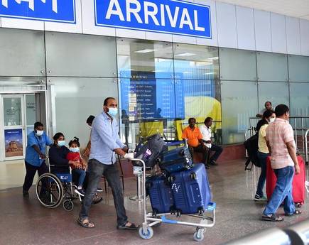 coronavirus:govtbansentryofpassengersfromeucountriesukturkey