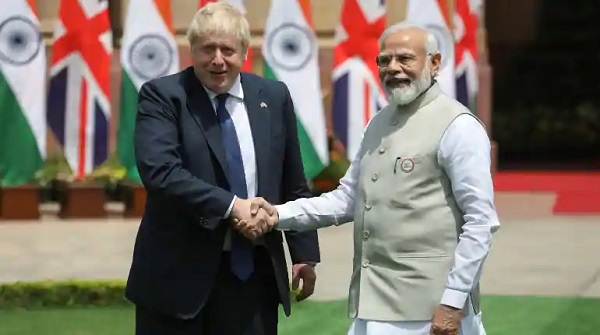 borisjohson:itookindianvaccinecantstopskillfulindiansfromcomingtouk