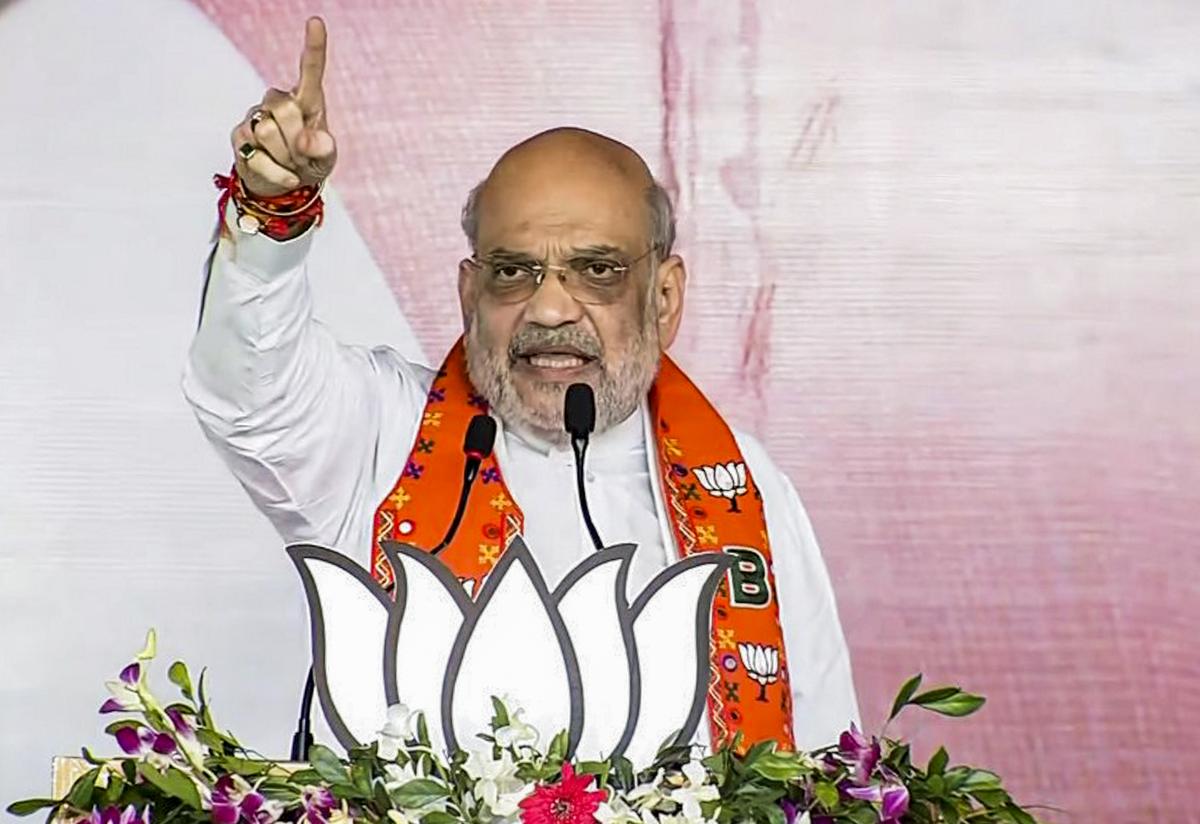 seniorbjpleaderhomeministeramitshahaddressesanelectionrallyatsimariainchatra