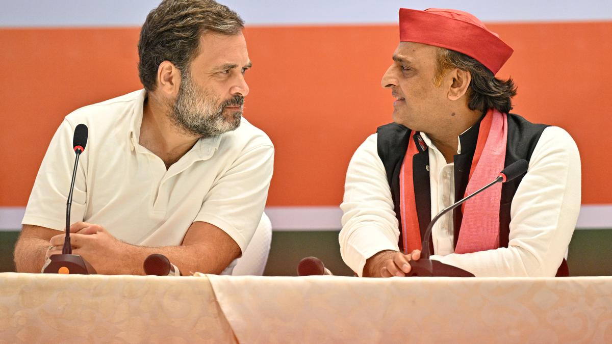 loksabhapollsresults:spcongressaheadofbjpledndainuttarpradeshtakesleadin41seats