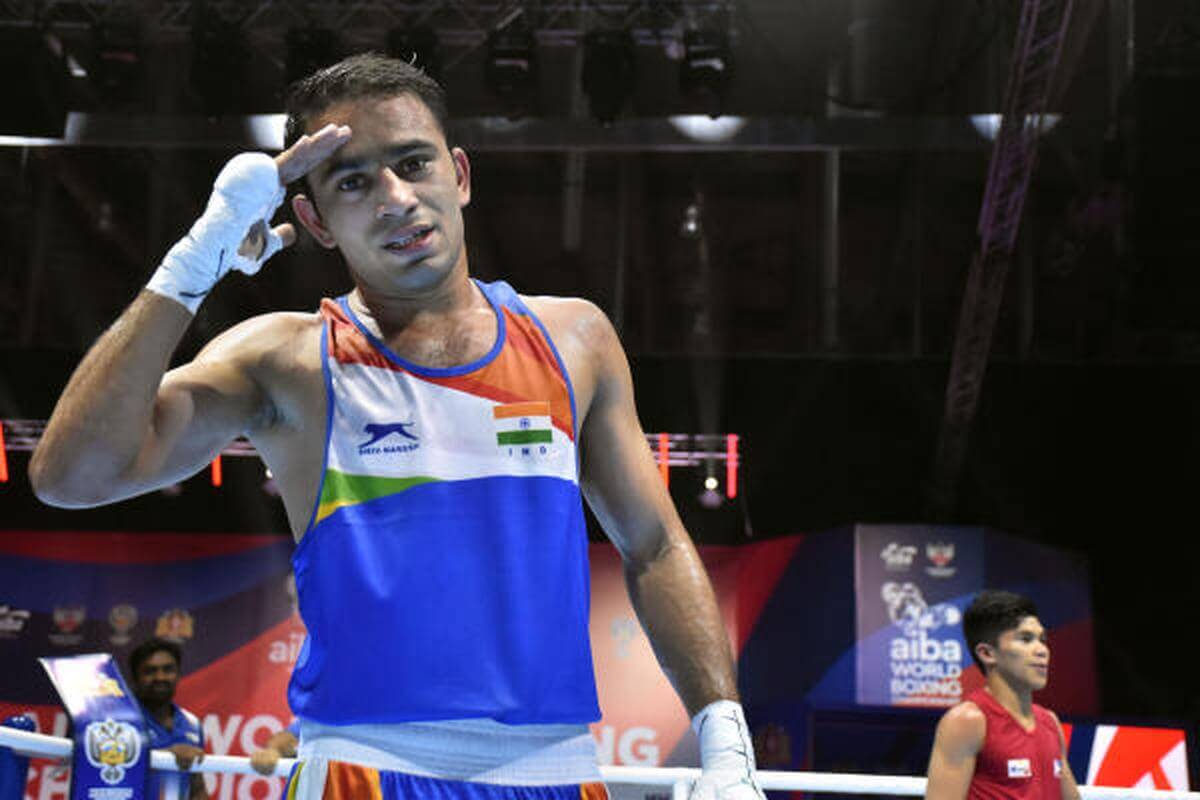 cwg2022:indianboxeramitpanghalmohammadhussamudincruiseintoqfs