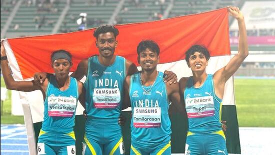 India wins gold in 4x400m mixed relay at Asian Athletics Championships