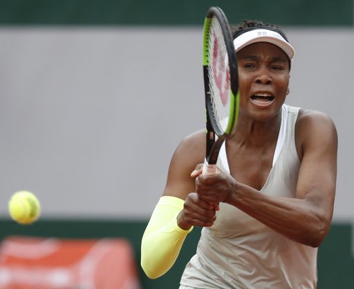 angeliquekerbervenuswilliamssufferdefeatsatfrenchopen