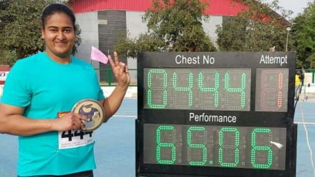 athletekamalpreetkaursetsnewnationalrecordqualifiesforolympics