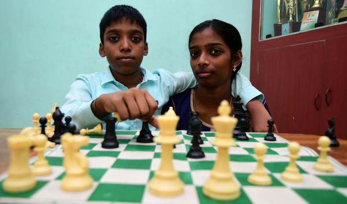 rvaishalipraggnanandhaascripthistorybecomefirstbrothersistergrandmasterduoinchess